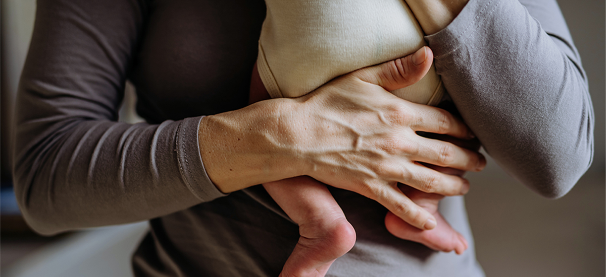 Nipple Pain During Breastfeeding Causes and Solutions